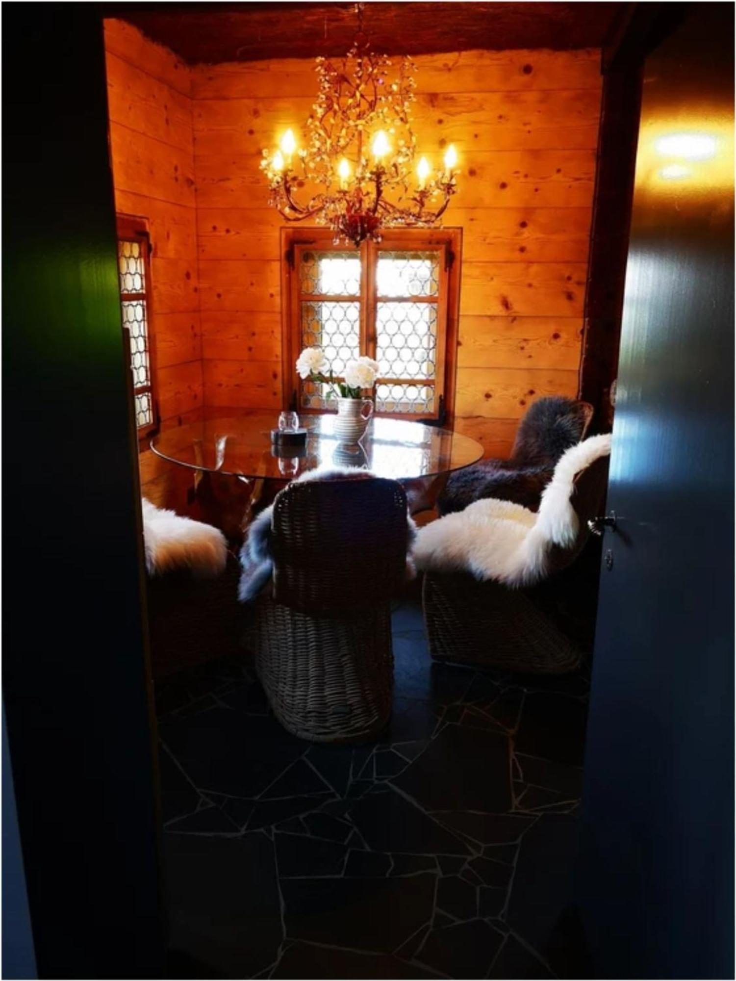זיגריזוויל Chalet With View Of The Mountains And The Thun Lake מראה חיצוני תמונה